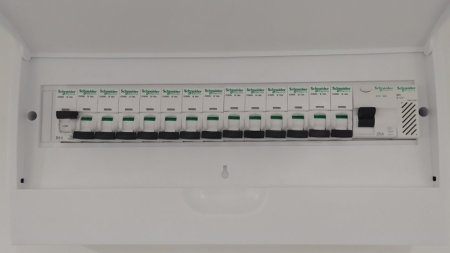 V procese - steny, elektroinštalácia