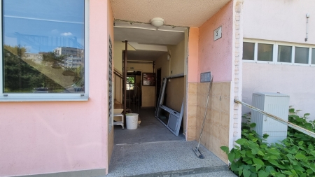 Výmena vchodových brán na BD