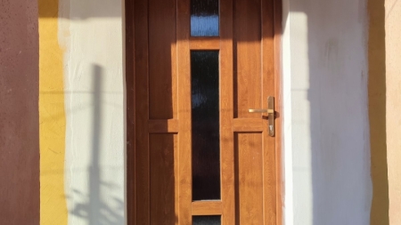 Vchodové dvere, Csobáád, Maďarsko